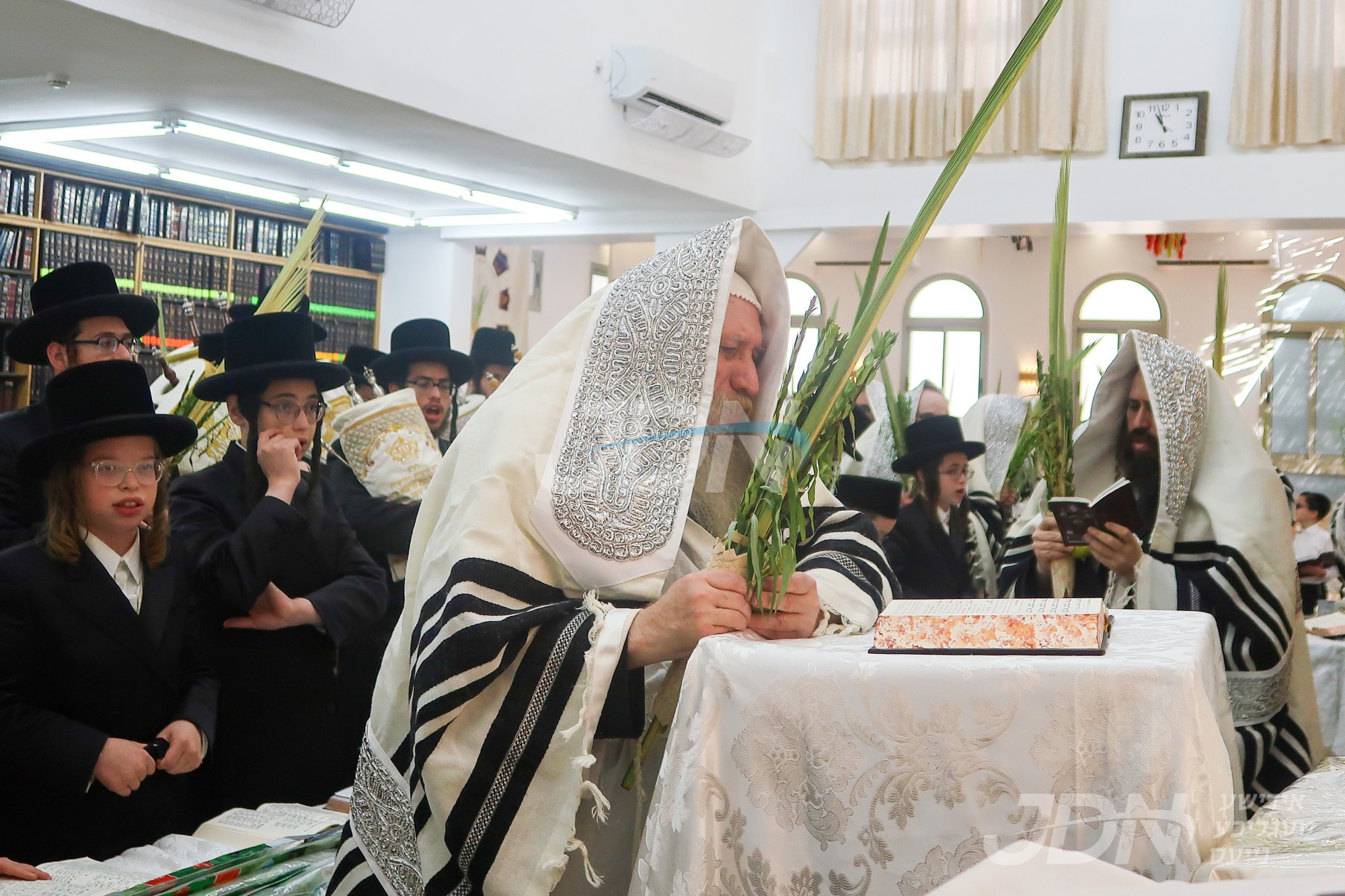 סוכות אין טשארנאביל