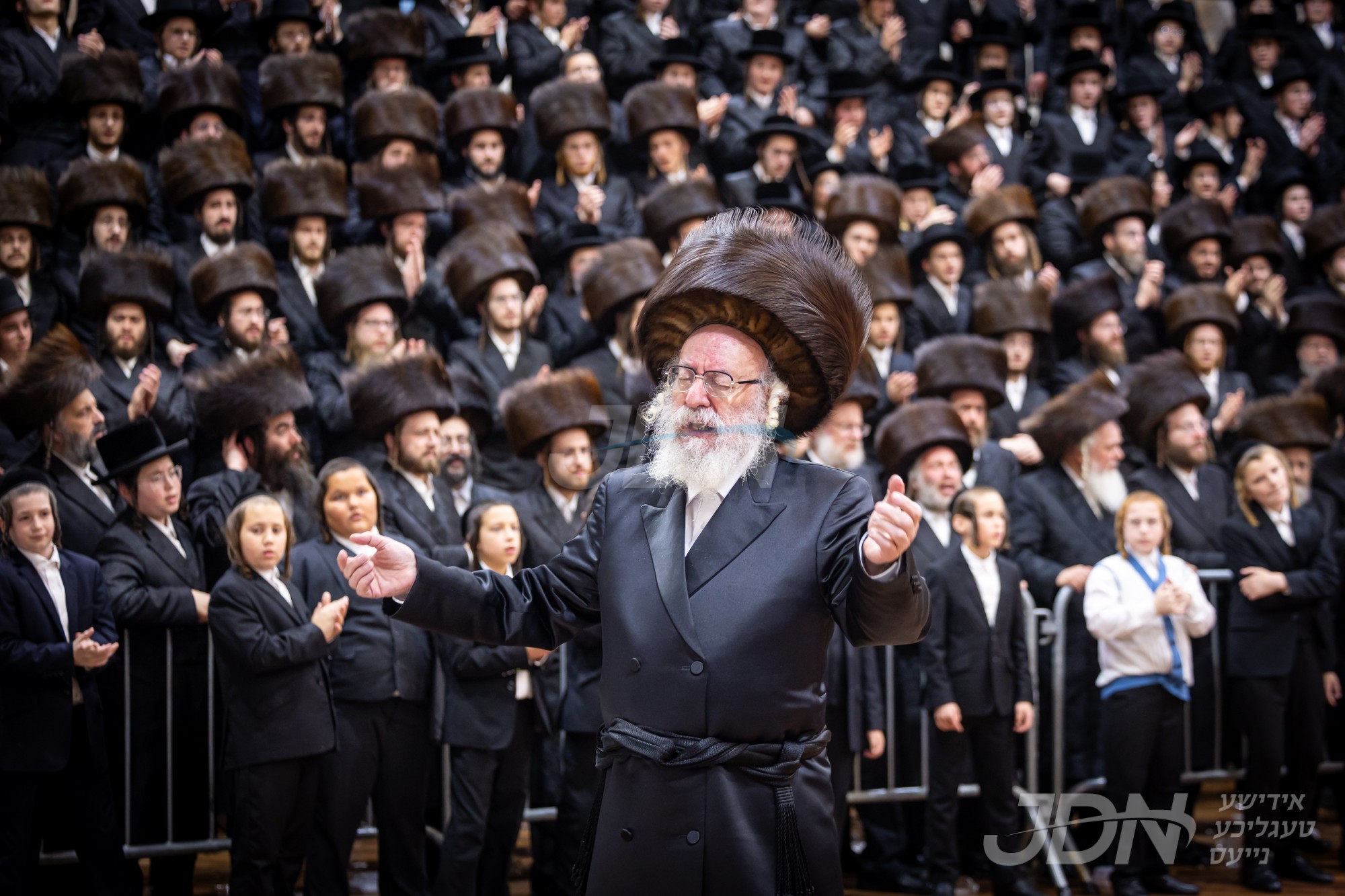 שמחת החתונה פון אן אייניקל פון האדמו&quot;ר מוויען