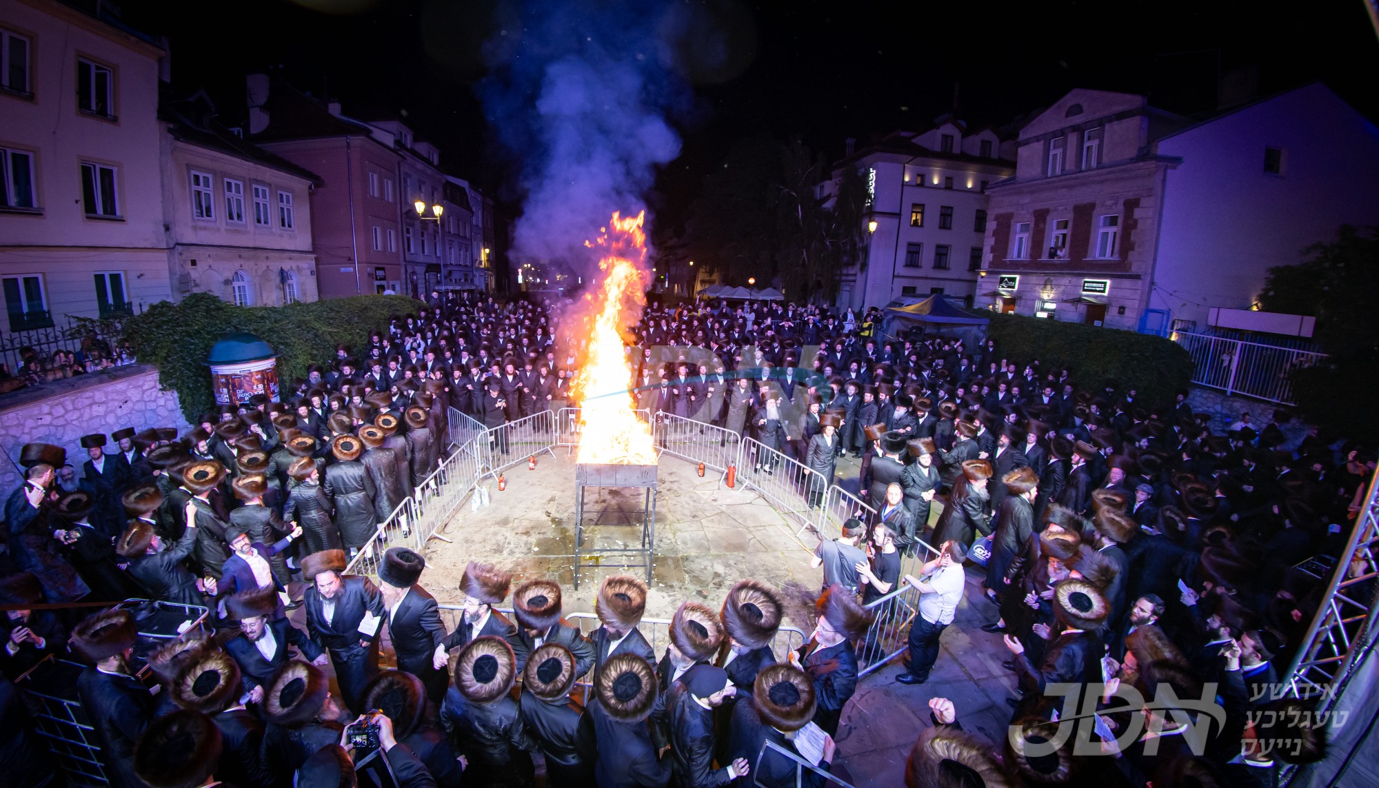 מסע הבונים פאר עסקני מוסד בוני עולם אראנדזשירט דורך ללכת