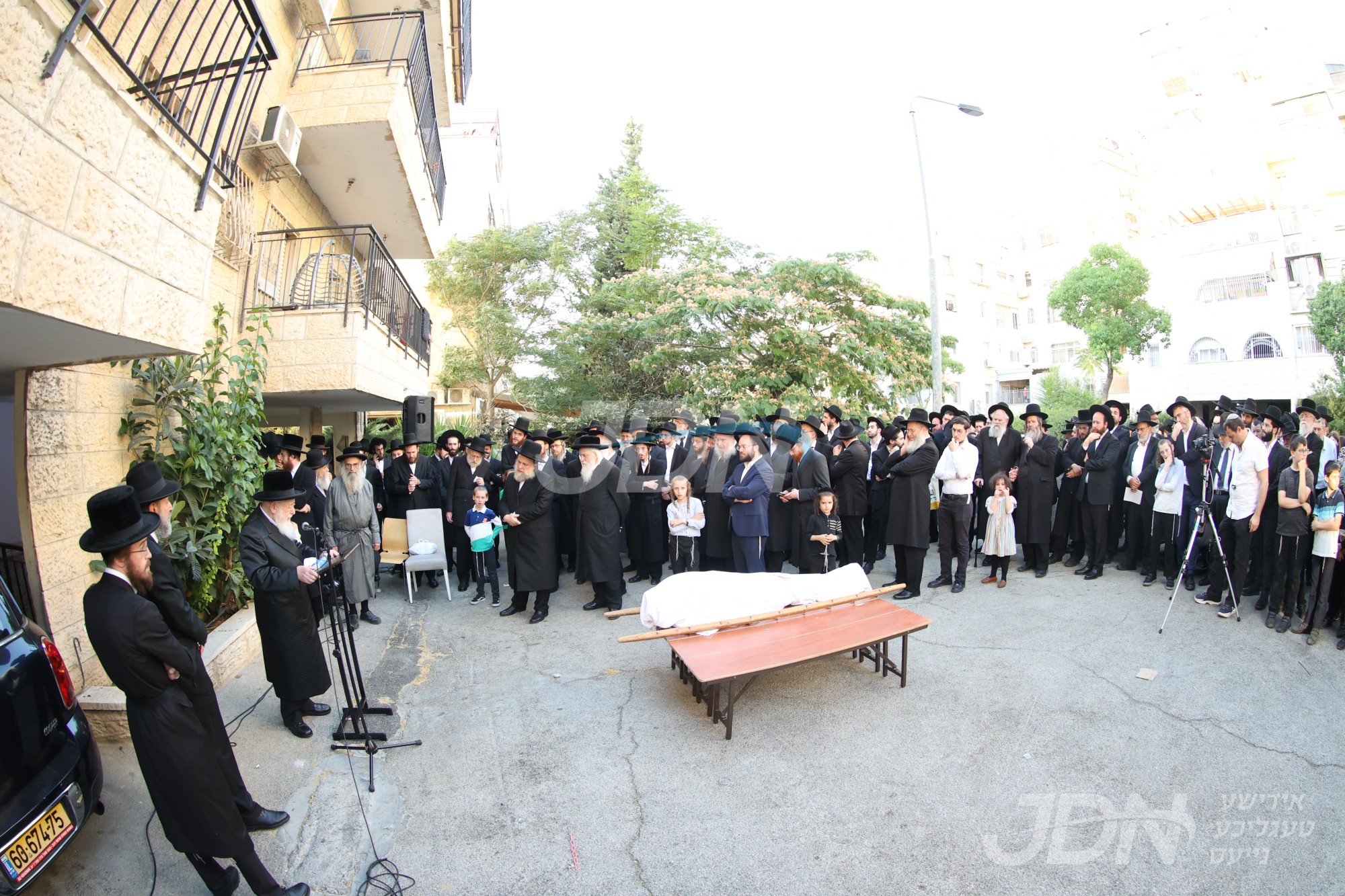 מסע הלוי&#039; פון הרבנית שלעזינגער ע&quot;ה אשת חבר גאב&quot;ד שטראסבורג