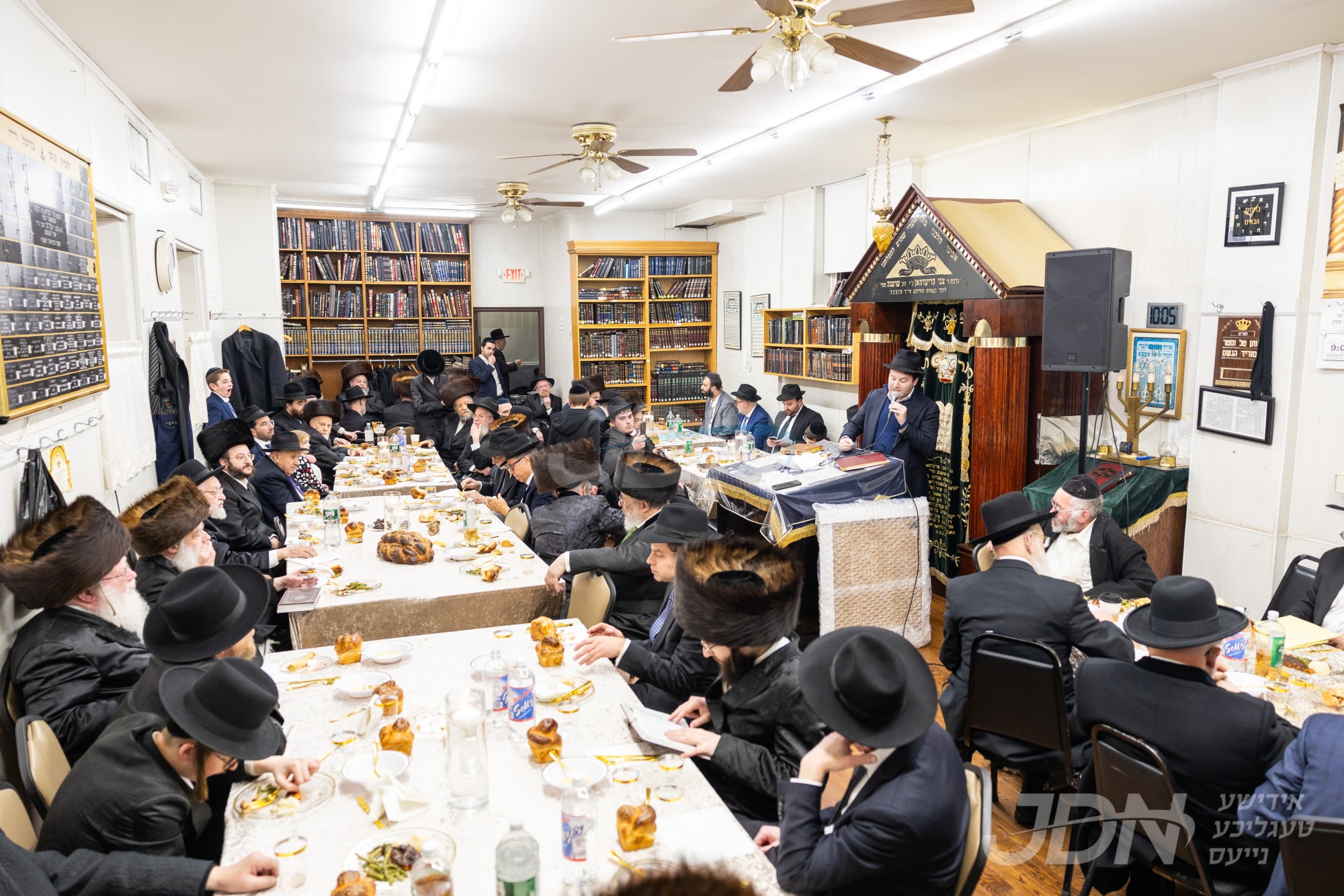 יארצייט סעודה פון הגה&quot;צ אב&quot;ד בערטש זצ&quot;ל