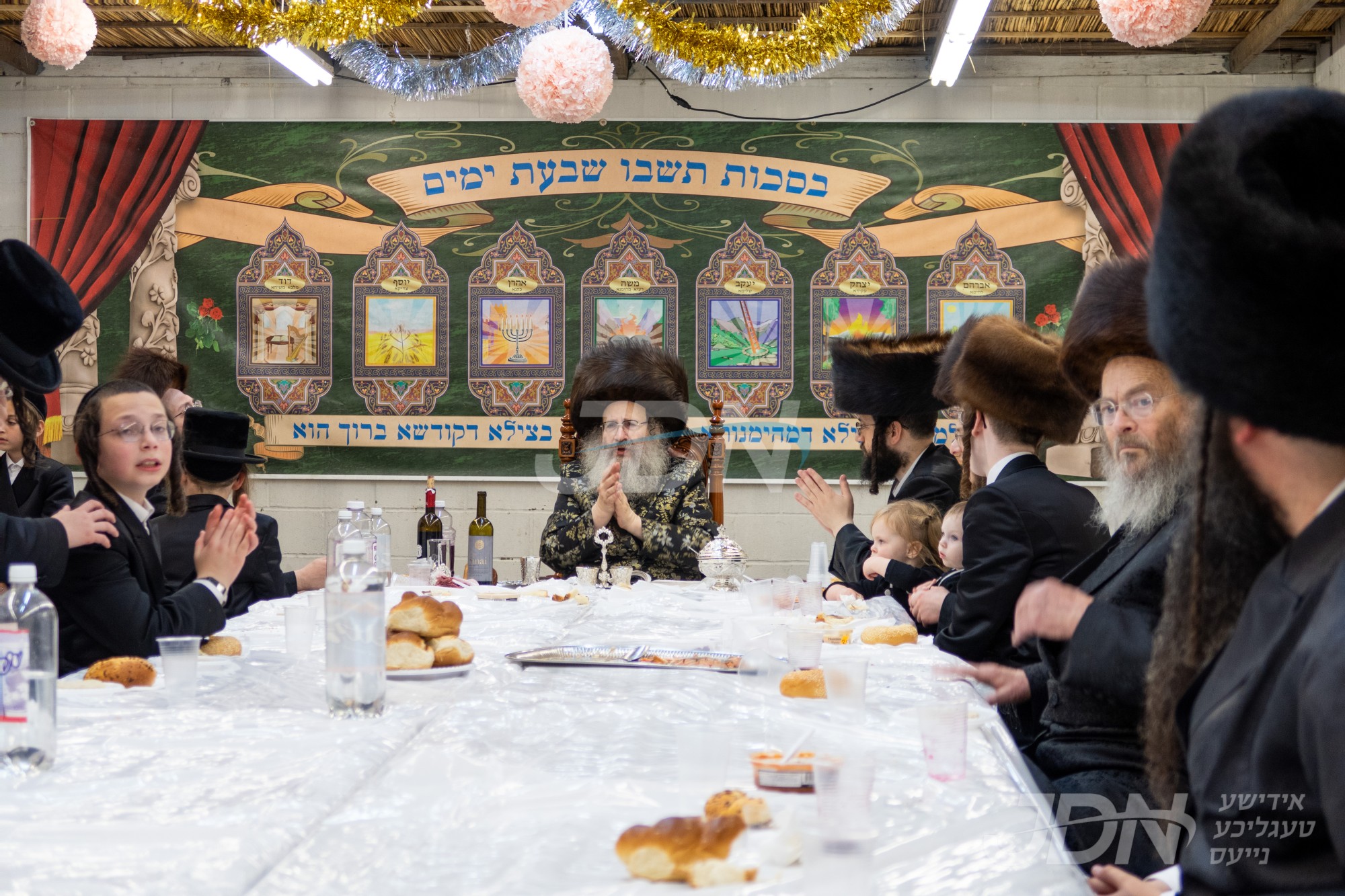 סוכות אין ספינקא